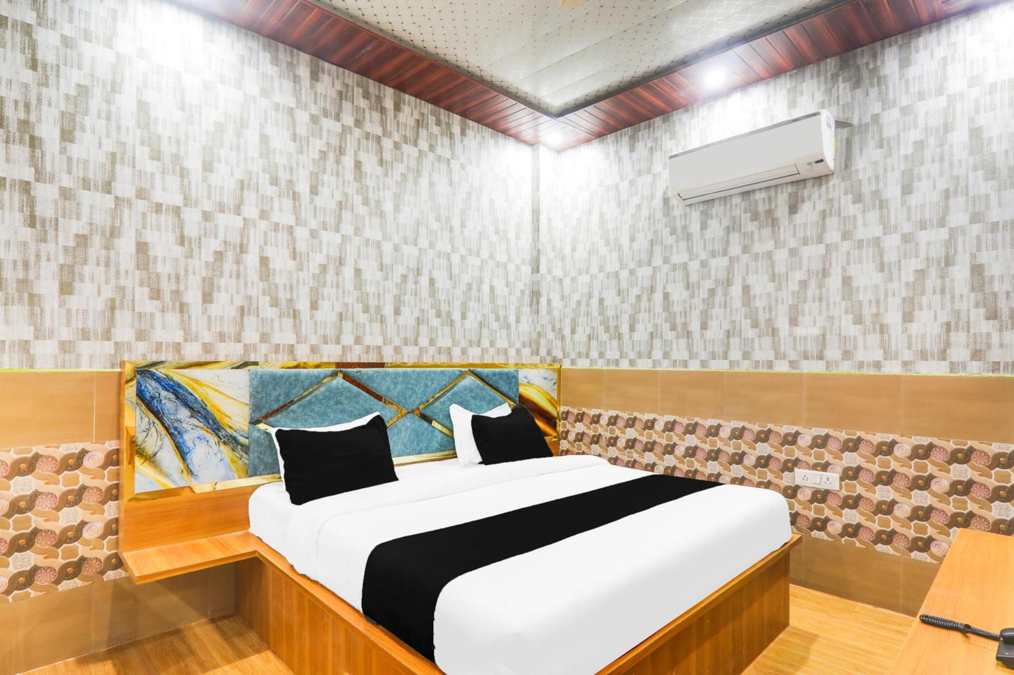Hotel O V. K Palace Inn Lucknow Extérieur photo