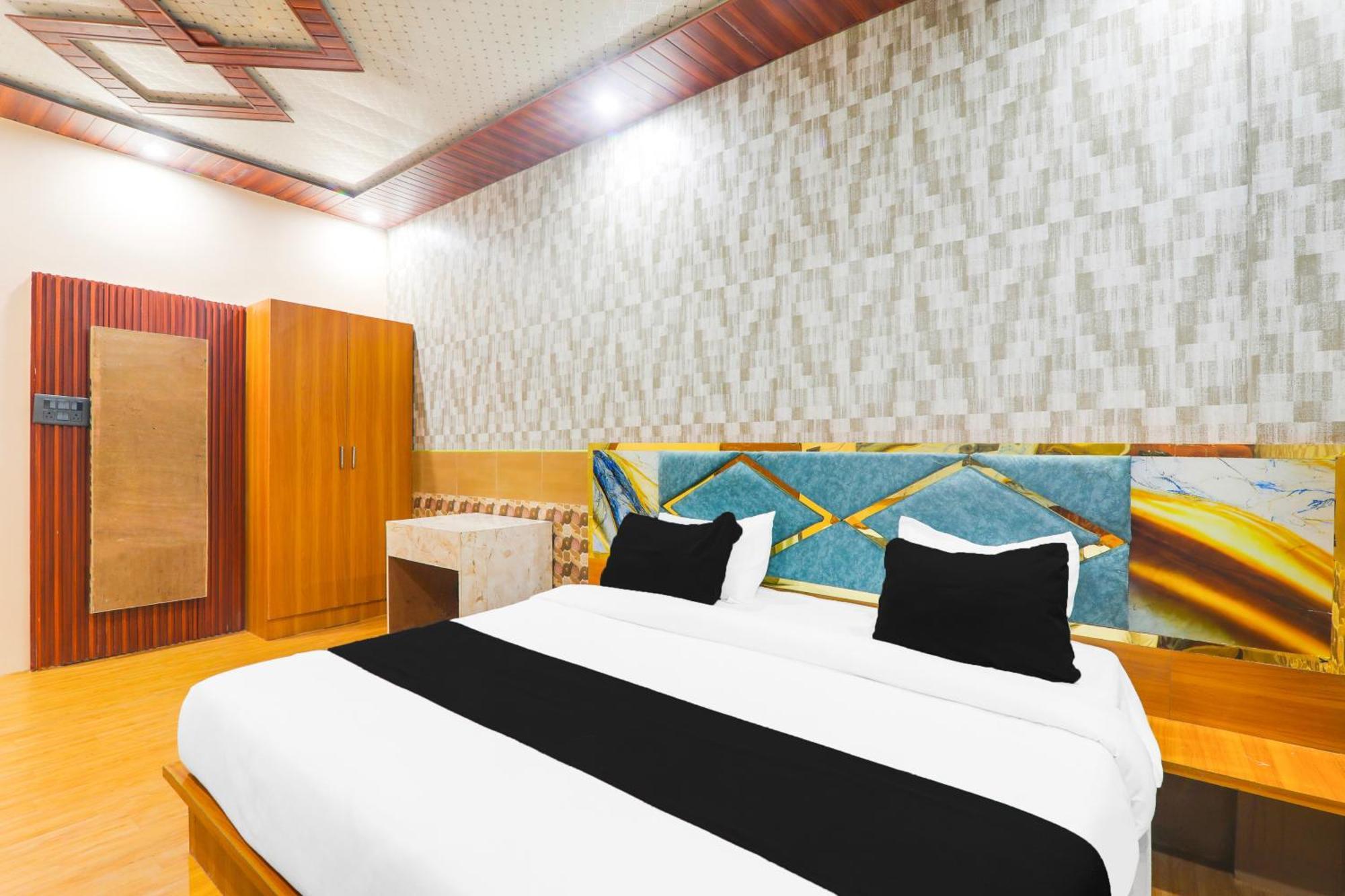 Hotel O V. K Palace Inn Lucknow Extérieur photo
